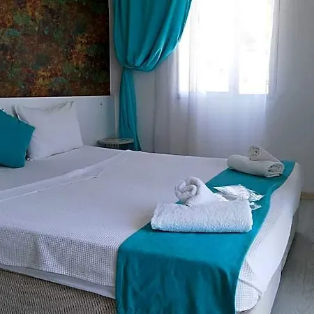 Otel Minerva Port 3*